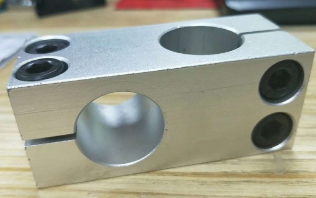 Cross double screw hole locking optical axis mainstay fixed clip double screw hole locking cross connecting piece cross bracket