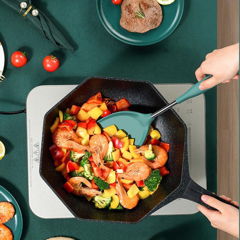 Food grade antibacterial silicone spade pan shovel Home fried vegetable shovel High Temperature Resistant Soup Spoon Kitchenware set not to be dedicated to pan
