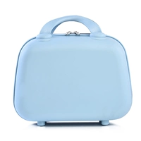 Модель с прозрачным лицом синей трапеции