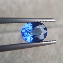 Sri Lankan sapphire without burning. Good color is good cleanness and worth collecting