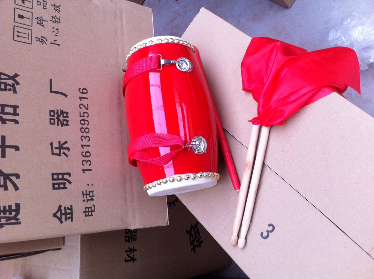 Children's waist drum Kindergarten dance waist drum Small waist drum 12cm waist drum Yangge waist drum dance props Waist drum stick