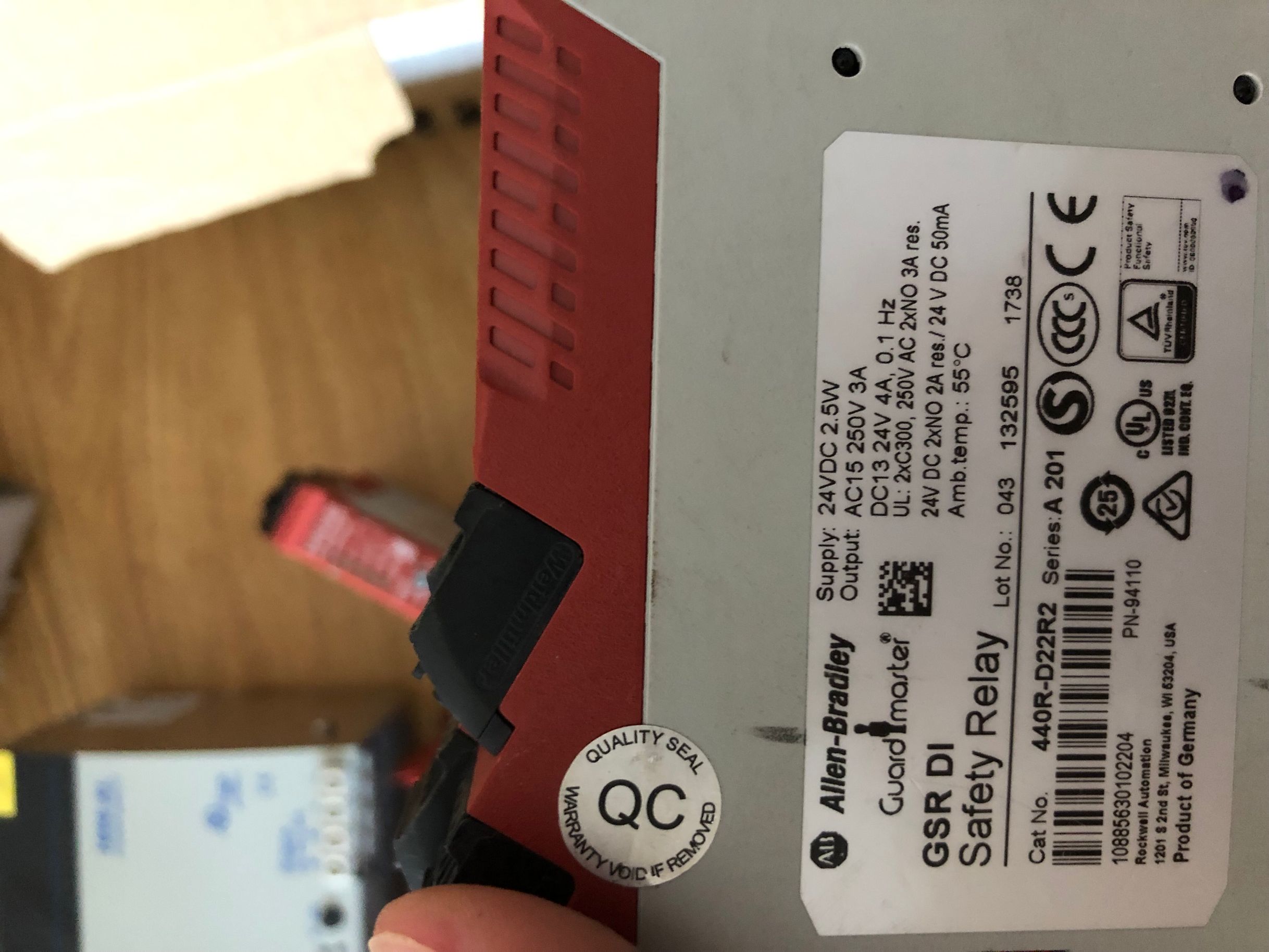 440R - EM4R2 - New spot stock small amount