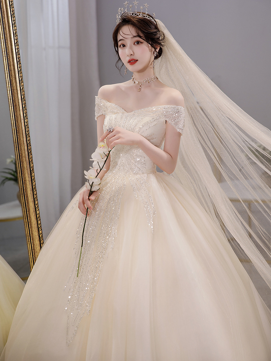 French light wedding dress 2024 new temperament main wedding dress court champagne bride French light wedding dress 2024 new temperament main wedding dress court champagne bride