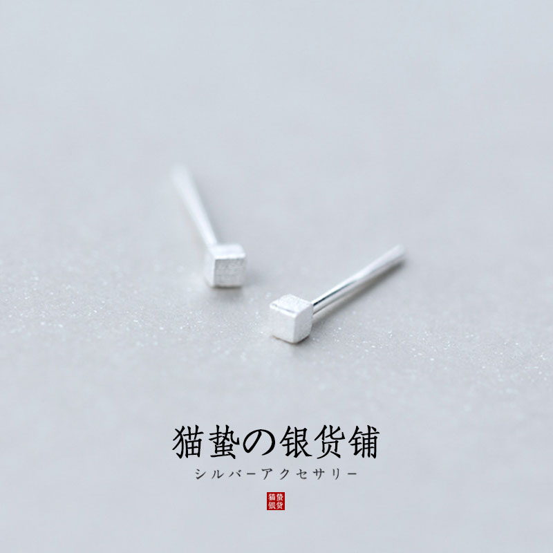 Cat sting S925 sterling silver small square ear needle female Japanese and Korean students simple and versatile sleep without removing hypoallergenic earrings