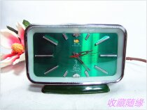 Mechanical clock clock alarm clock Wuyang brand small alarm clock early mechanical classic nostalgic window decoration film and television props