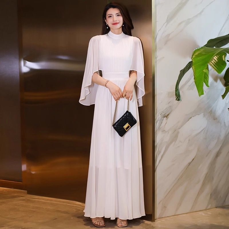 2026 New Year Spring/Summer Flowy Long Dress Slimming Elegant Cover-Up Cape Dress Women's White Light Luxury Beach Dress
