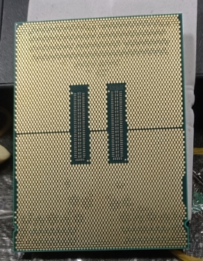 Intel Xeon Gold 6538Y+ 6538N 6534 6530 6526Y Loose Chip 4677-Pin Processor