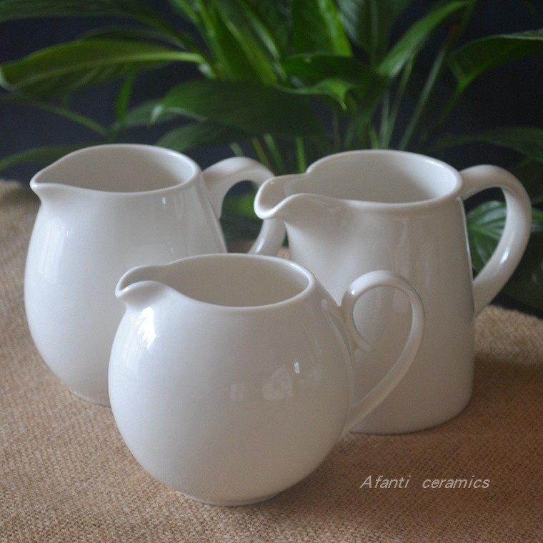 Foreign trade original single tail new bone ceramics 300ml household heating milk cans diy small milk pot fair cup clearing