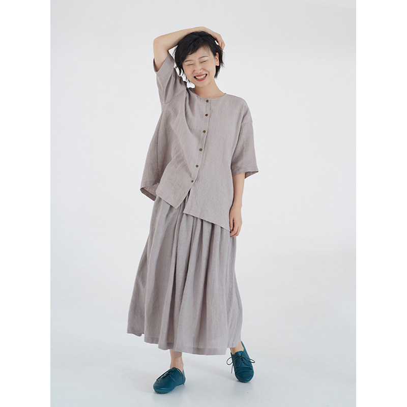 There is no good view city silk linen texture simple oriental round neck short-sleeved shirt (go alone)