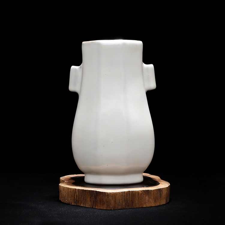 宋時代 官窯 加五彩龍鳳紋 包金貫耳瓶