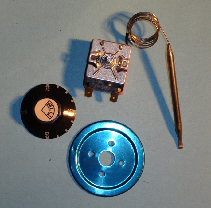 Temperature control switch of electric water heater temperature control can be adjusted 25 degrees to 75 degrees