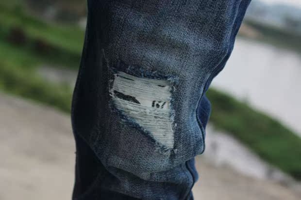 Thẻ nam thân hình ở eo thấp chân nhỏ quần jeans lỗ khoét quần dài xu hướng trẻ trung 2019 - Quần jean quần giữ nhiệt nam