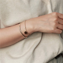 Say on the @ golden retro round brand bracelet female tide 18K gold bracelet design sense fashion round brand pendant