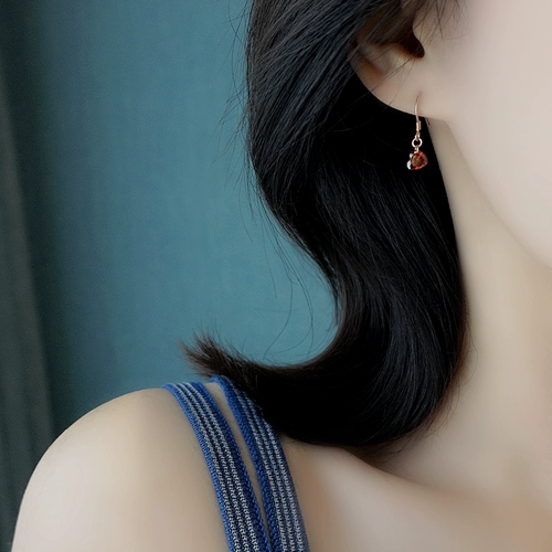 小Z优品 Красные универсальные серьги в виде сердечка в форме сердца, серебро 925 пробы