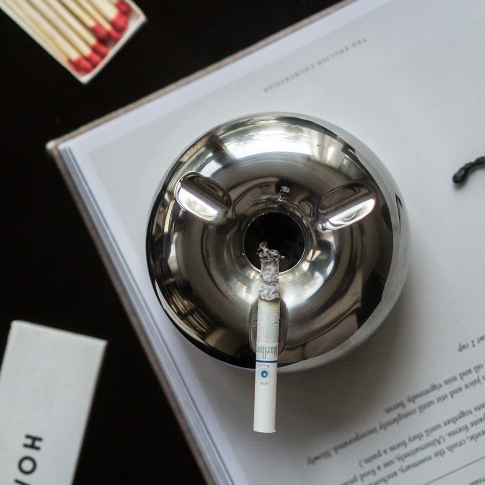 (lunar resident) lunar probe lunar light silver stainless steel Ashtray Metal Boyfriend Gift Easy To Clean