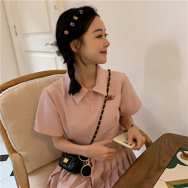 VK旗艦店 韓系polo領刺繡百褶學院風短袖洋裝