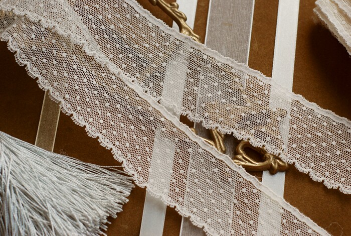 Leavers Lace French Lace #276A Fine cotton lace handmade DIY