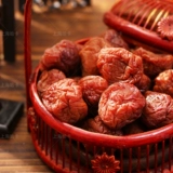 Шанхайская еда хака Сучжоуский сливовый крем со вкусом кислой сливы Мокрая слива Аутентичный фирменный продукт Консервированные фрукты Консервированные городские магазины Храма Бога