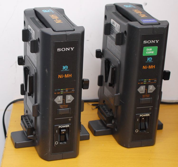 HIFIDIY论坛索尼 DSR300P 广播级数码摄像机、BCL50 V口充电器、JVC CRT彩监10寸 Powered by