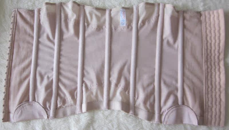 Corset en acrylique - Ref 673036 Image 14