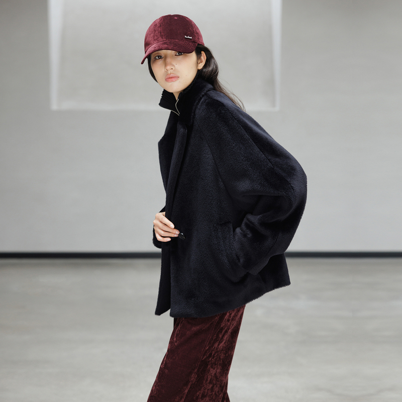 Ccher's Ultimate Luxury Velvet Short Coat, Light, Warm, and Smooth Xsah1325, Pre-Order Without Discount
