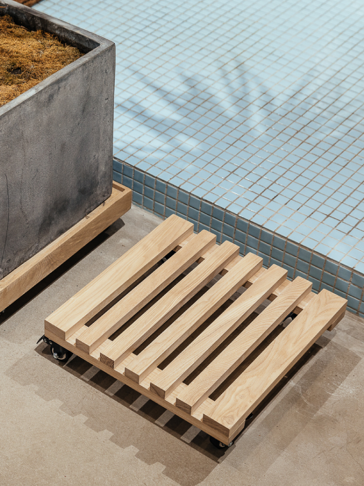 KINOCO｜Nordic solid wood thickened flower rack Wooden pallet Universal wheel roller flower pot mobile frame square flower rack