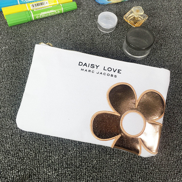 Daisy LOVE Jac * small daisy canvas makeup bag white cotton fabric Contained Bag Convenient Bag