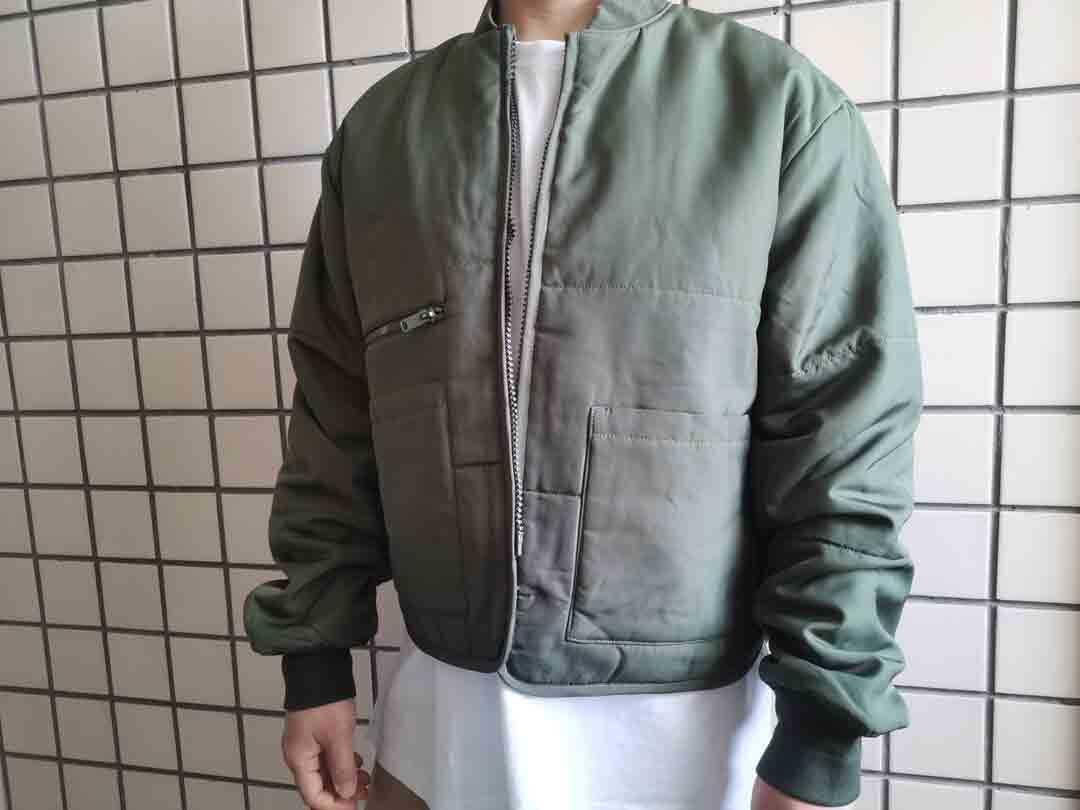 Yeezy season 3 куртка бомбардировка бомбардировщика машина грамм 其它（服饰） 