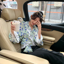 NORA floral shirt women's design sense niche 2022 spring French bubble sleeve short v-neck long sleeve jacket