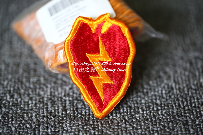 Public hair military version M65 25th edging color badge New in stock