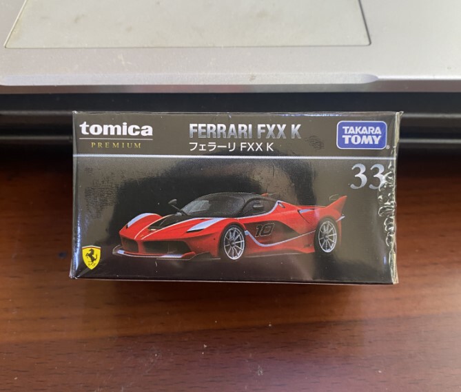 Banana Animation Tomy Domeka Premium No. 33 Ferrari Fxxk Black Box