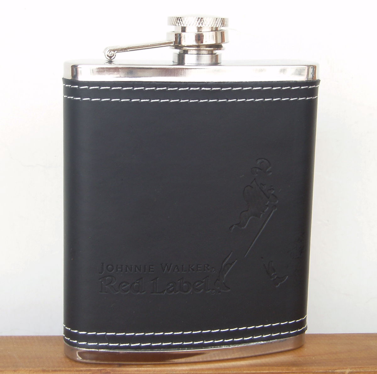 304 stainless steel 7 oz Foreskin Embossed Pattern Wine Pot Wine With Stainless Steel Small Wine Pot * Send Funnel