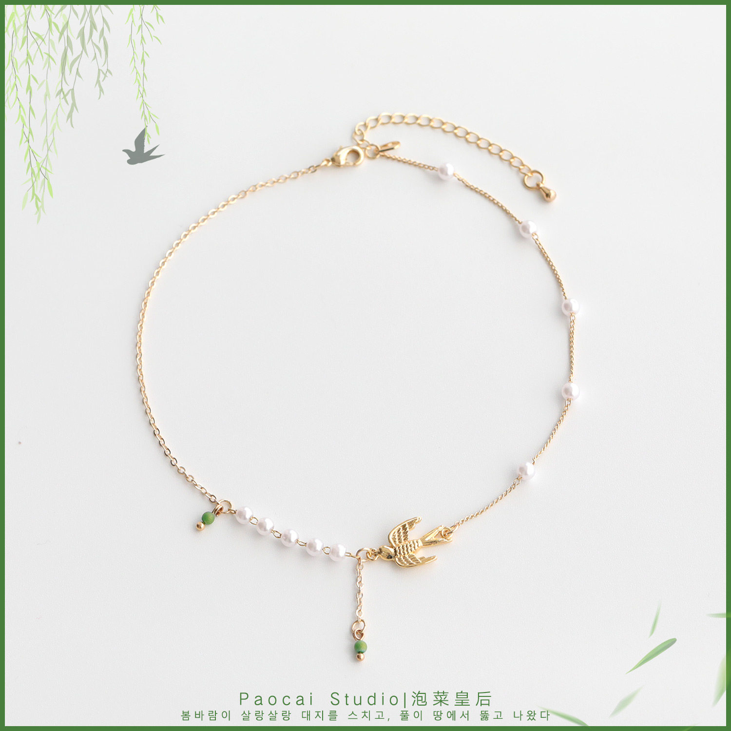 Spring Yan's small crowddesign sensation Yanzi necklace woman lock bone chain 2021 New ins and neck necklace ornament choker