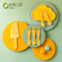 Food Guest Tool Disposable Birthday Cake Knife Fork Tray Combined Cutlery Upscale Creative Cloud Disc Suit