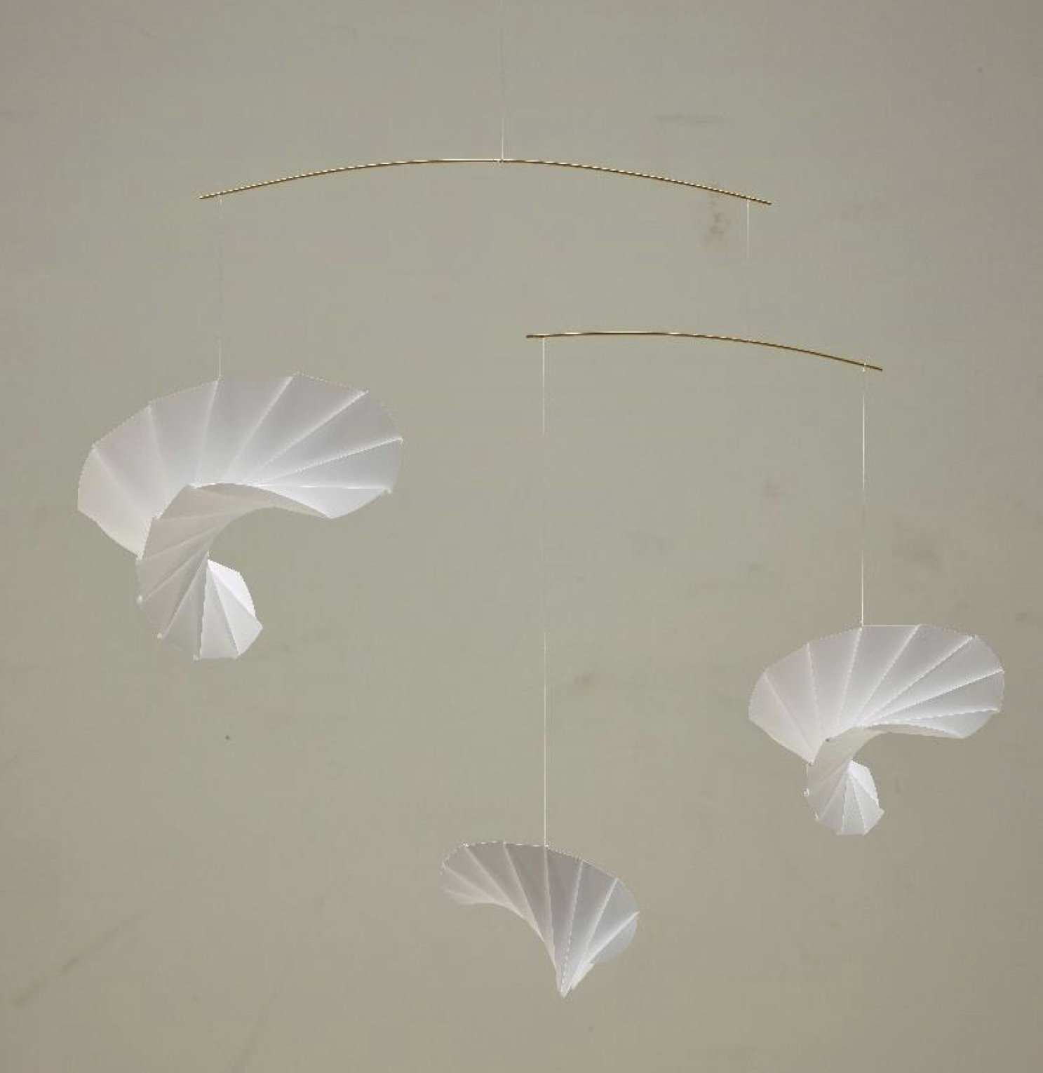 Danish Flatsted Mobile scallop shape silent wind chime pendant aerial balance charm decorated Nordic