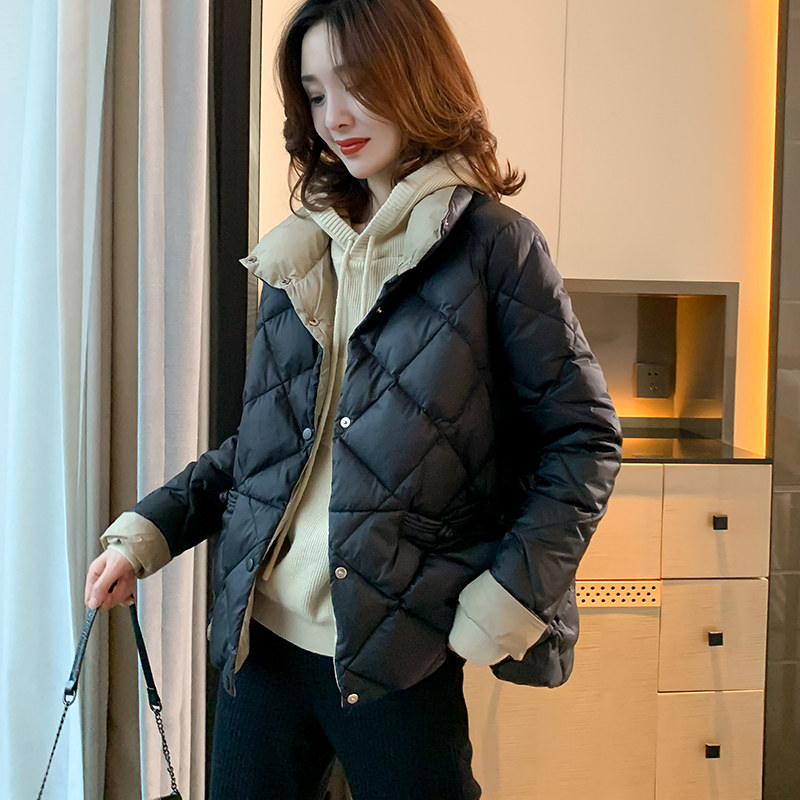 Light and thin down clothes woman short section European station 2021 new Euro and winter clothing small Fashion Hit and thinner jacket