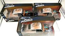 Jiada 1:24 Chevrolet Treasure Speed 8 Speed and Passion 8 Van Diesel autographed car model