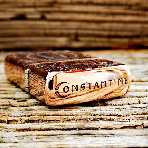 Медная ретро старомодная зажигалка на керосине, ностальгия