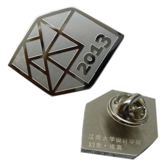 Medal badge custom metal chest needle men cartoon national flag animated 316L titanium steel 304 stainless steel