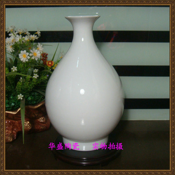 Jingdezhen Ceramic Ware Yuhuchun High White Glaze White Porcelain Vase Living Room Home Decoration Ornaments Decoration Jingdezhen Ceramic Ware Yuhuchun High White Glaze White Porcelain Vase Living Room Home Decoration Ornaments Decoration