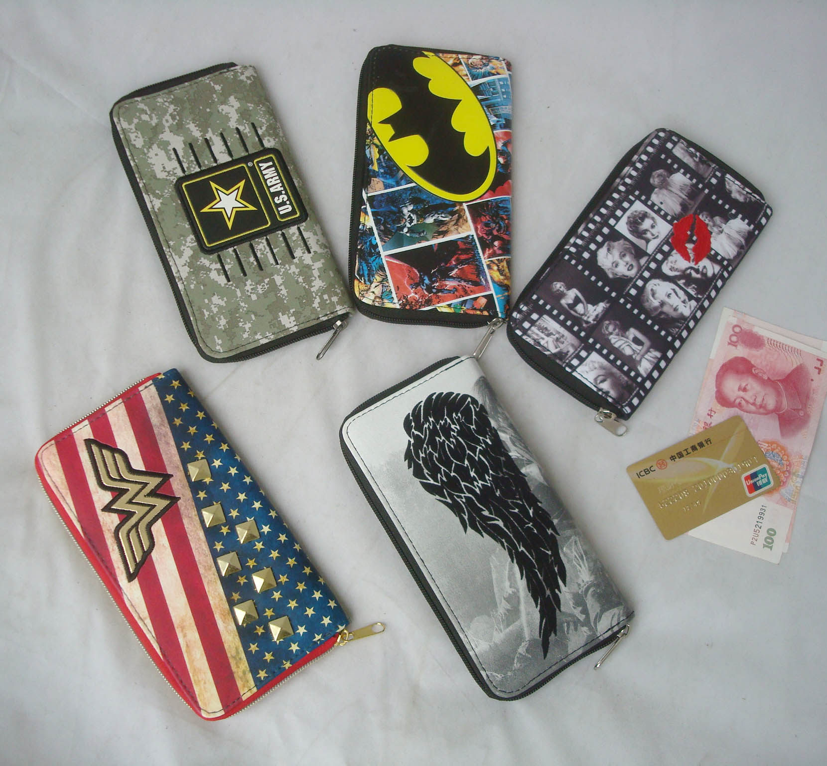 Crooked clear cabin Long version of laced wallet mobile phone wallet ticket holder 12 Screens Beauty Drama Fans take the urban men and women