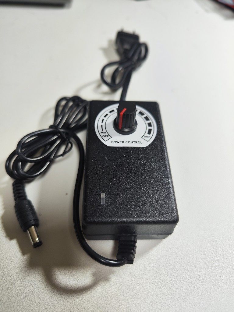 [Accessories]A Variety of Power Supplies