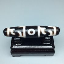 Tibetan high-oil-coated three-eyed Padmasambhava magic weapon weathered old dzi beads size 57 2x12 6mm material treasure