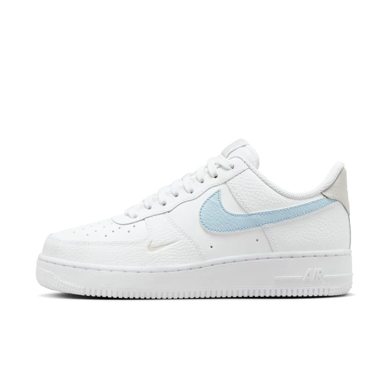 Женские кроссовки Nike летом новые Air Force 1 AF1 белые и синие низкие кеды HF0022