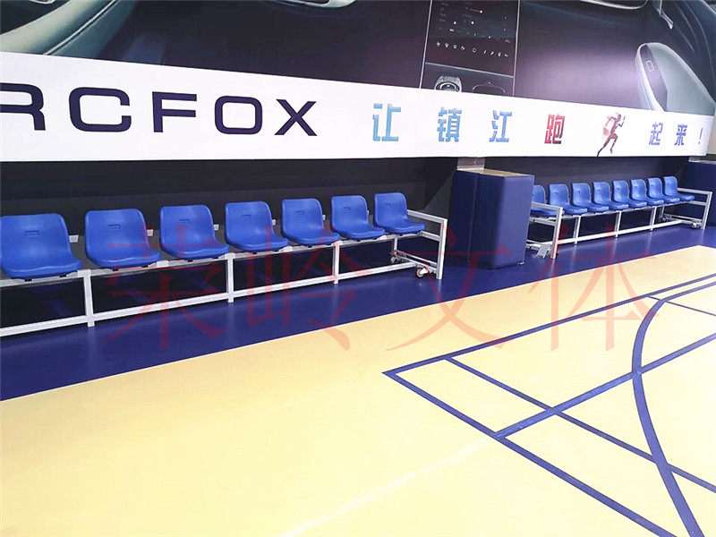 Аксессуары для арбитров 足球防护棚 替补席观众球员凳子 休息椅教练队员遮阳棚足球场看台 OTHER