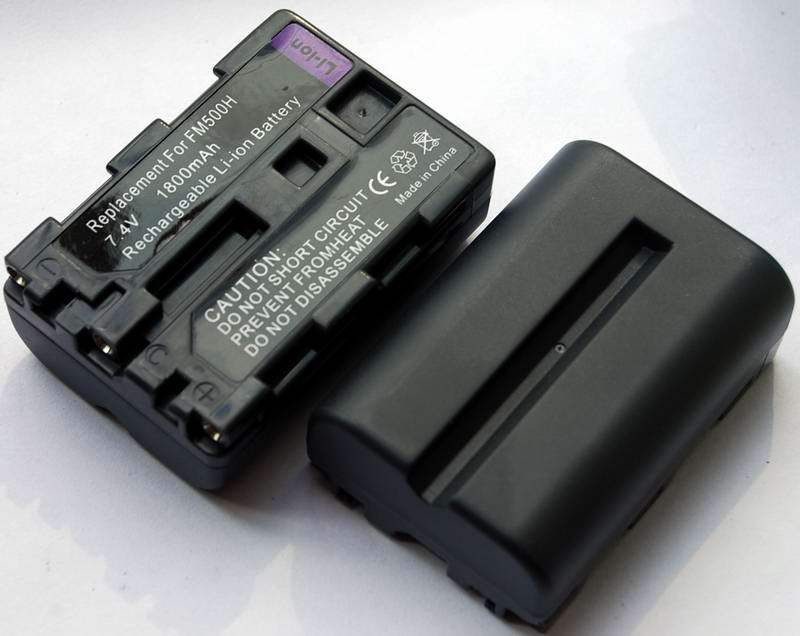 Suitable for Sony a200 a300 a350 a500 a550 a700 a900 NP-FM500H battery