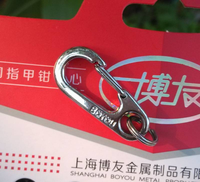The boarfriend key buckle is suitable for the use of the hand rope