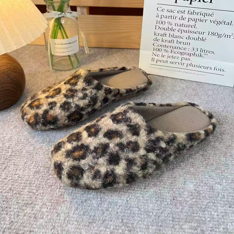 Leopard Print Home Cotton Slippers, Closed-Toe, Thick-Soled, Fleece-Lined, Flat-Soled, Warm, Non-Slip, French Style, Suitable for Indoor and Outdoor Wear 617A-8 Leopard Print Home Cotton Slippers, Closed-Toe, Thick-Soled, Fleece-Lined, Flat-Soled, Warm, Non-Slip, French Style, Suitable for Indoor and Outdoor Wear 617A-8