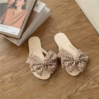 Белое плоское дно 1,5 см.