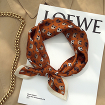 Hangzhou Silk Womens Summer Han Edition 100 Hitch A Little Scarf Scarf Super Cute Panda Real Silk Mulberry Silk Scarves small square towels